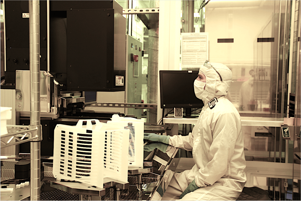 Lab-on-chip device patterned with photolithography at Rogue Valley Microdevices
